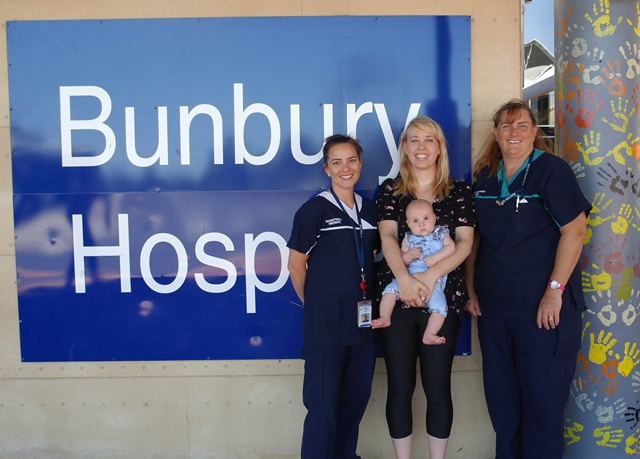 Midwife, Kasey Biggar, Felicity Marra and her son, Leonardo and Clinical Midwifery Manager, Katrina Jones